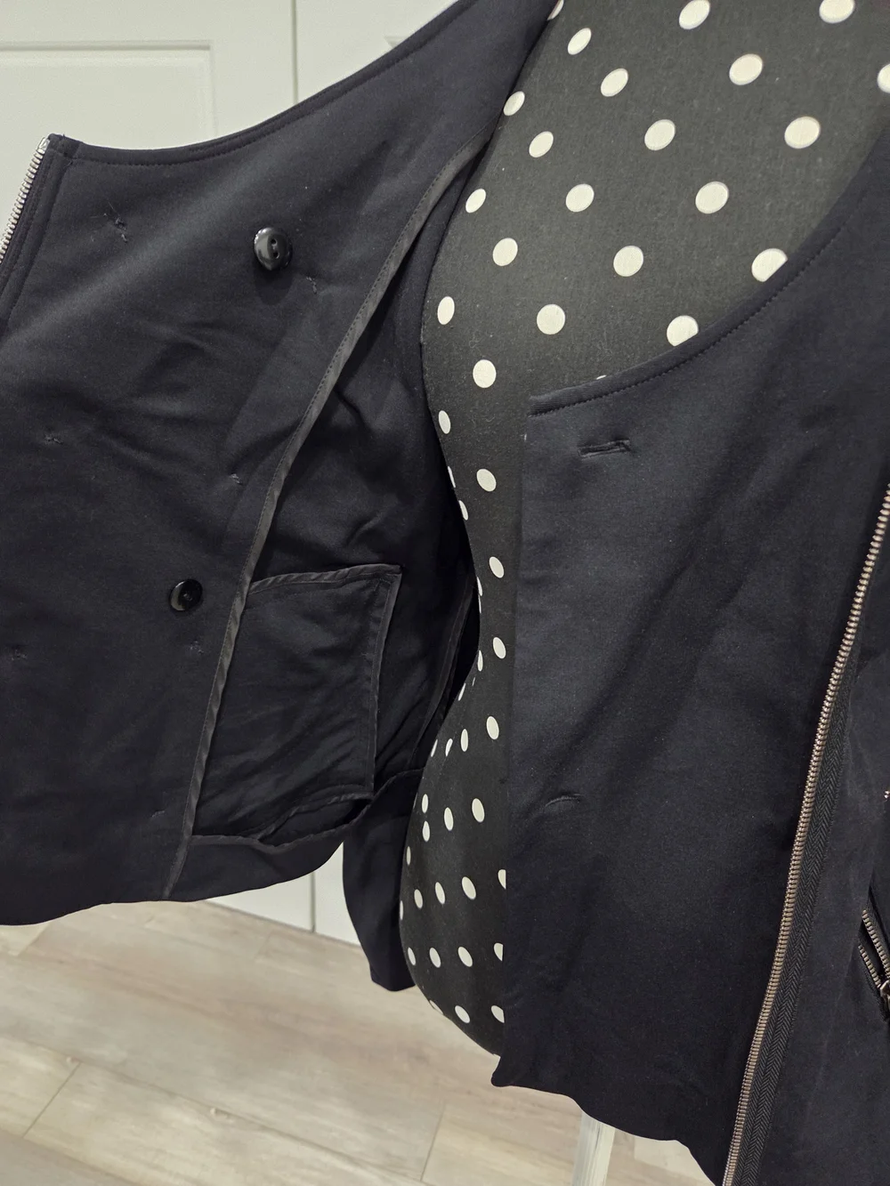 Helios & Luna contemporary black